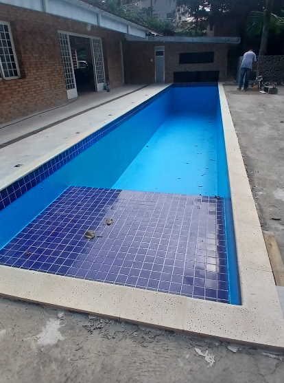 Piscina Grande · Área Externa