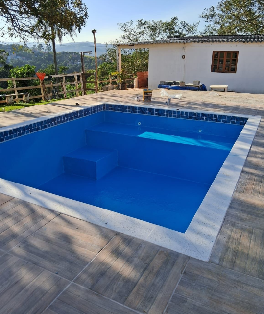 Piscina Deck Amadeirado