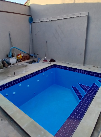 Piscina com Hidro · Quintal